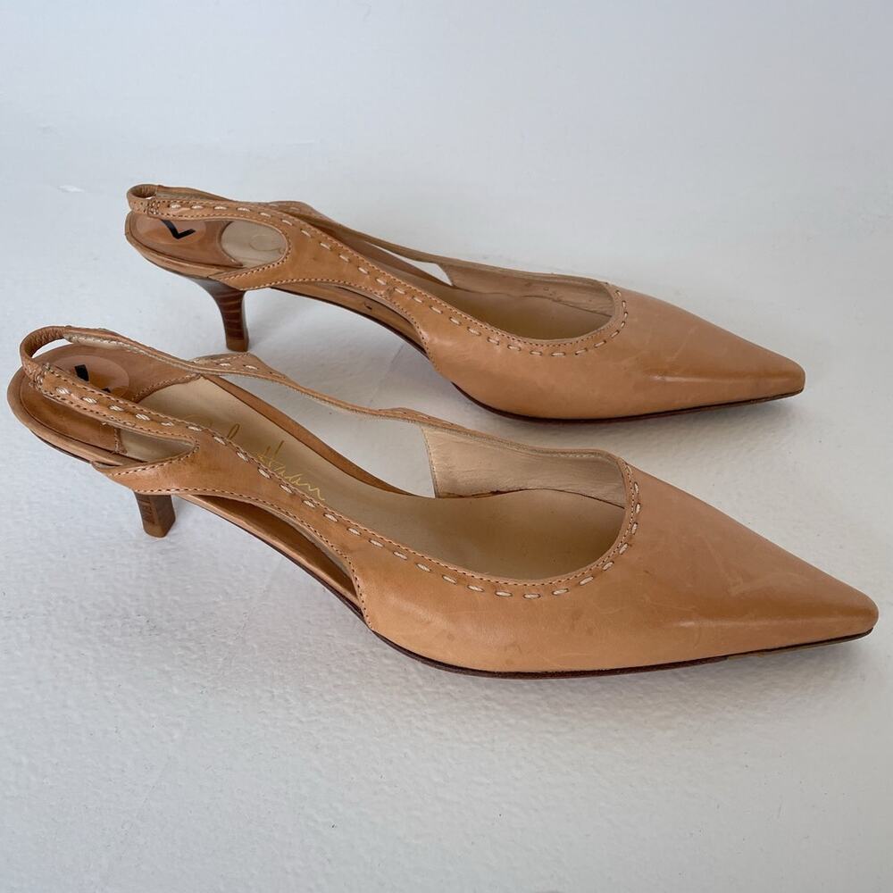 Cole Haan Beige Leather Pointed Slingback Kitten Heels / Sz 7 / Made in Italy - Picture 2 of 8